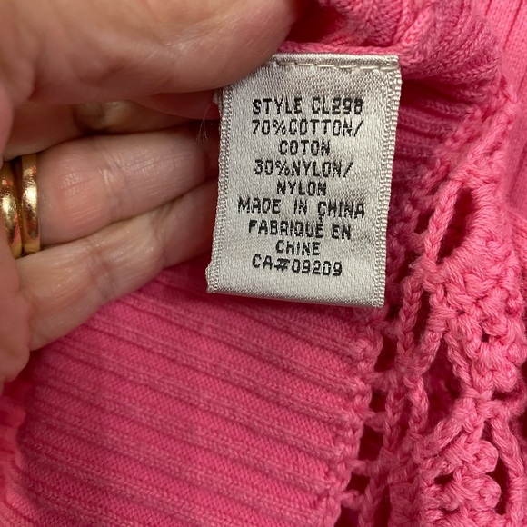 Cleo Women’s Size Large Pink Cardigan V Neck Crochet Hem Cuffs Ribbed - Picture 11 of 12